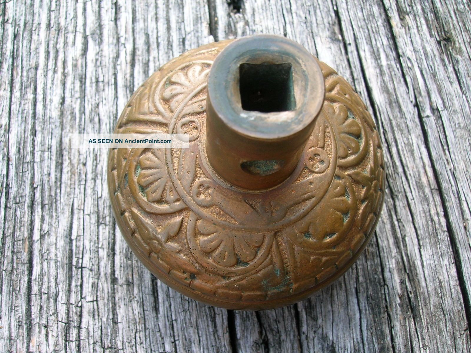 antique bronze door knobs photo - 14