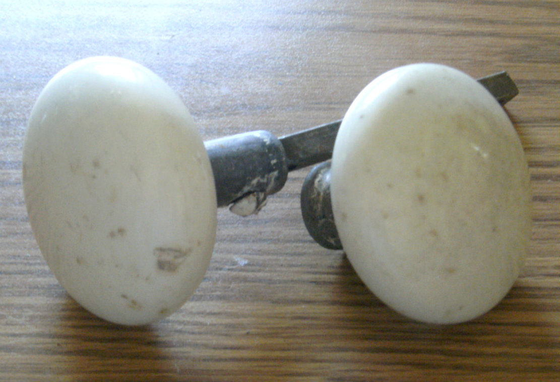 antique porcelain door knobs photo - 1