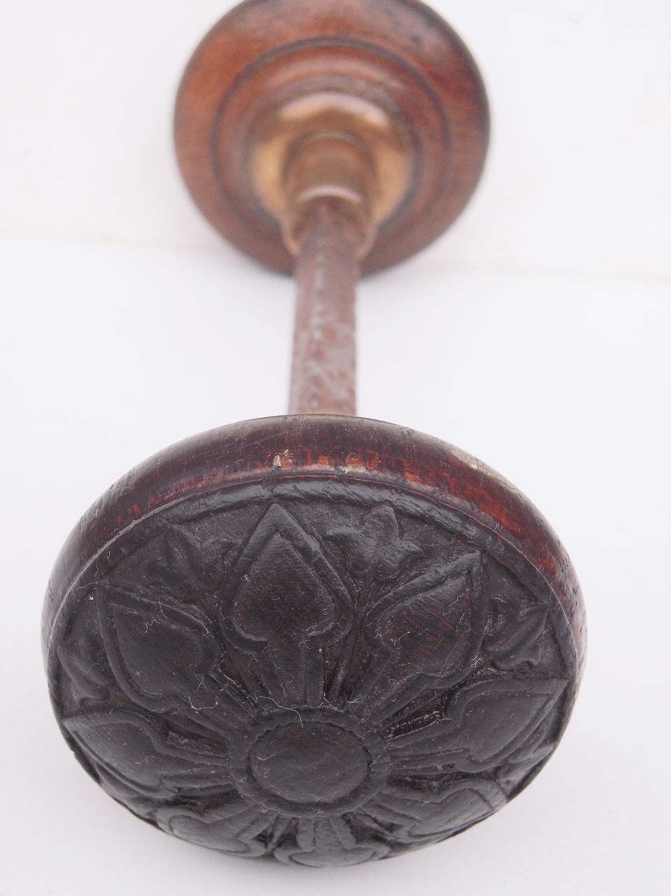 antique wooden door knobs photo - 5