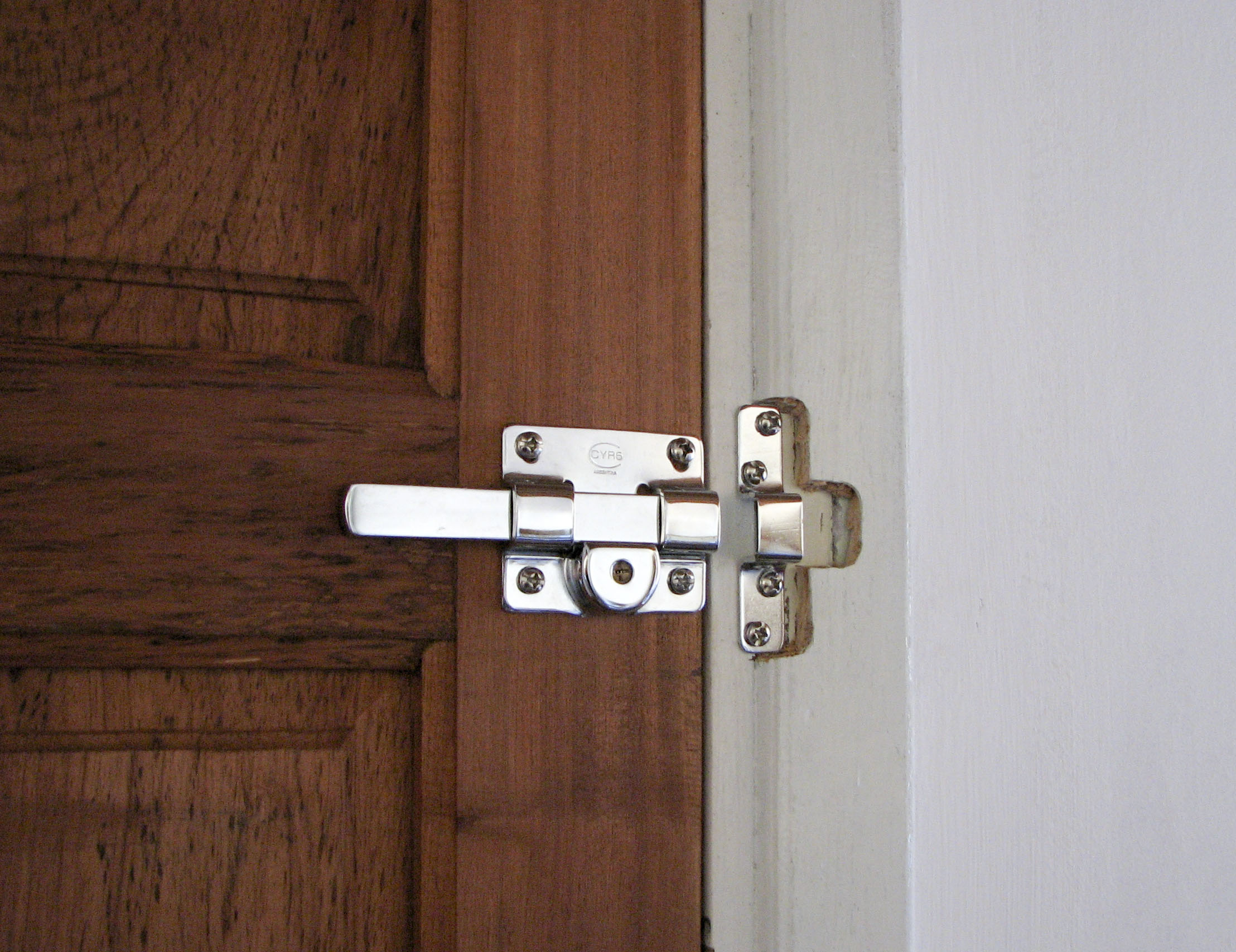 bedroom door knobs with key lock photo - 16