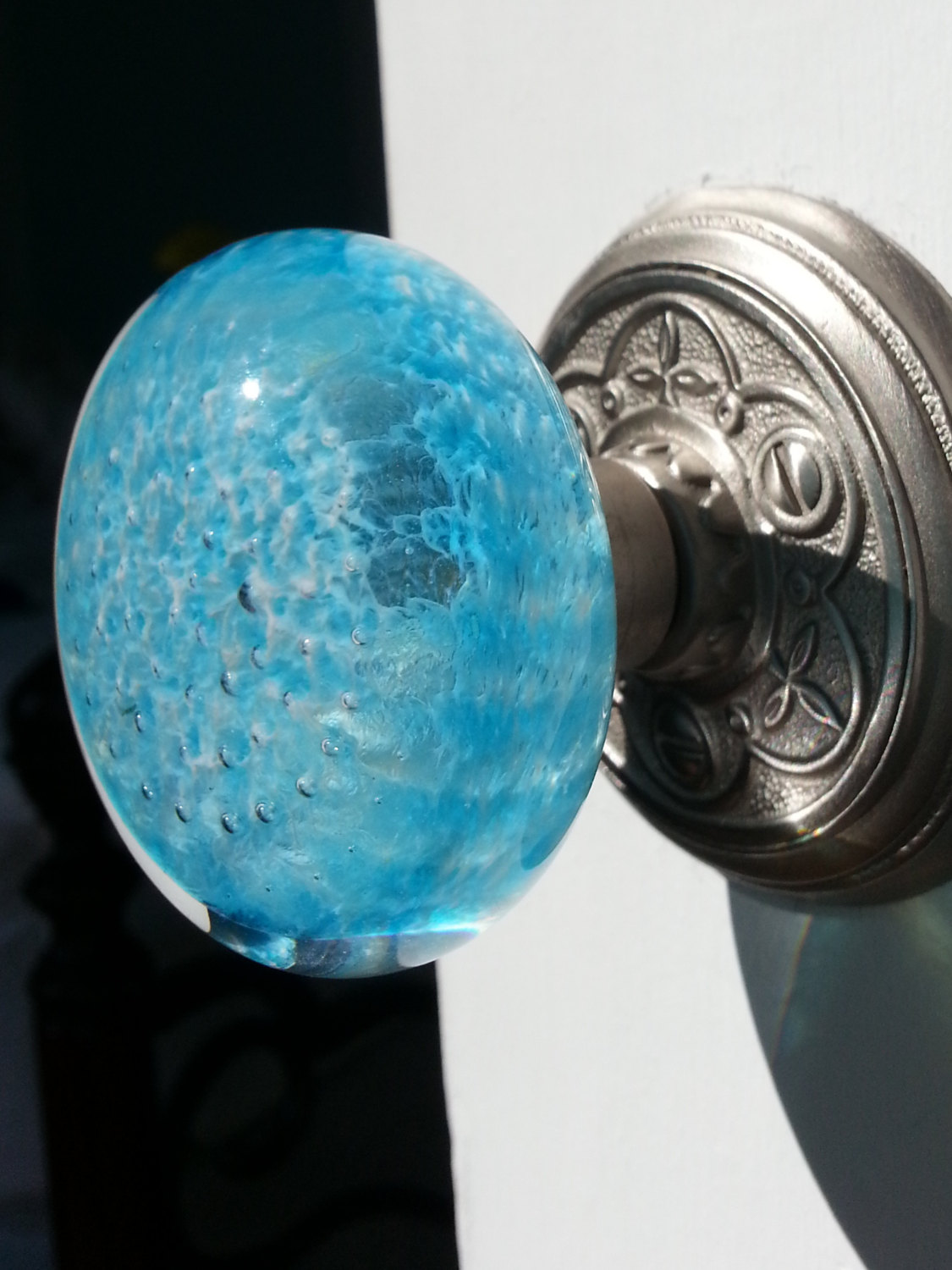 blue glass door knob photo - 3