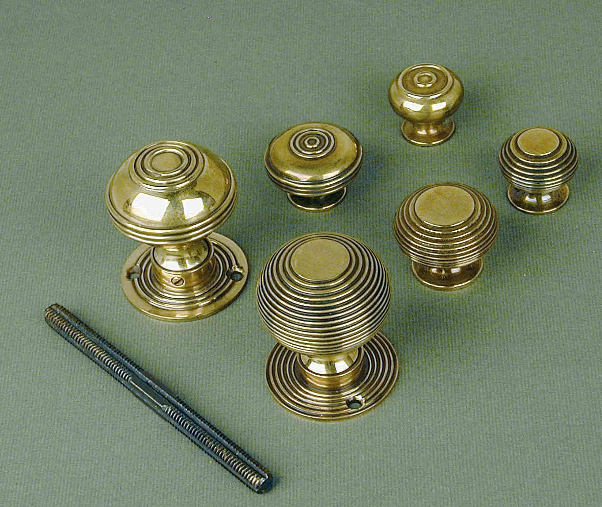 brass cupboard door knobs photo - 8
