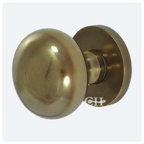 brass door knob photo - 15