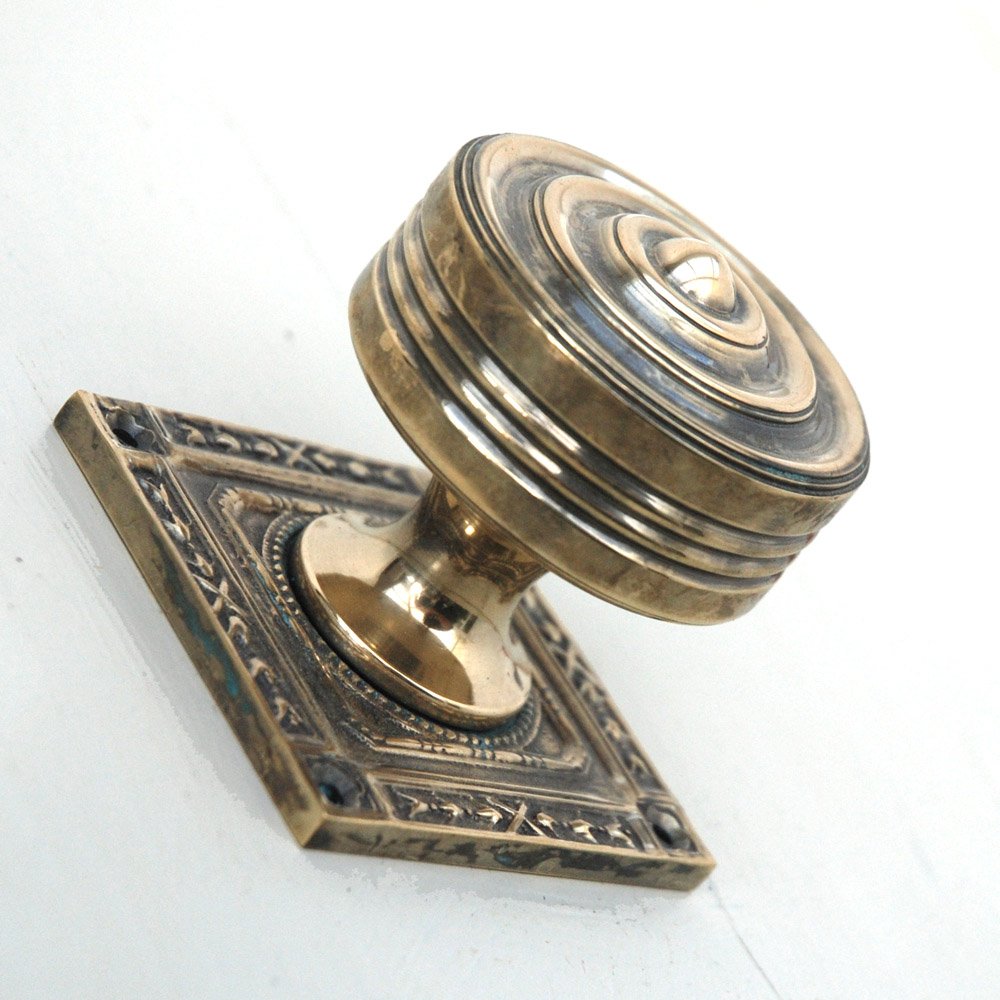 brass door knobs with backplate photo - 9