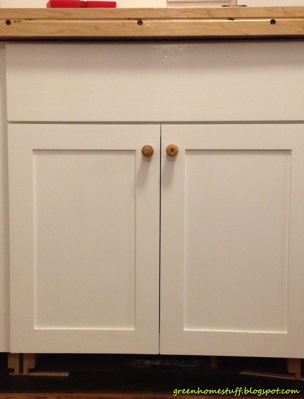 cabinets door knobs photo - 2
