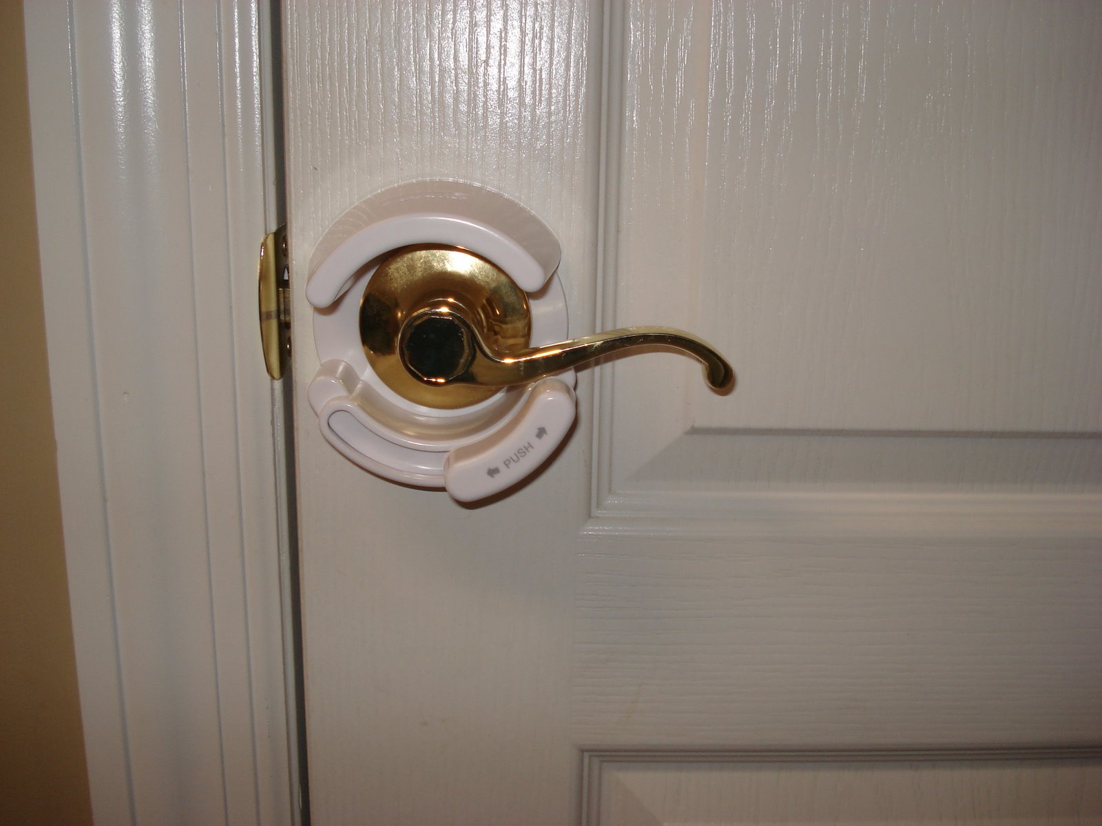 child proof door knob photo - 1