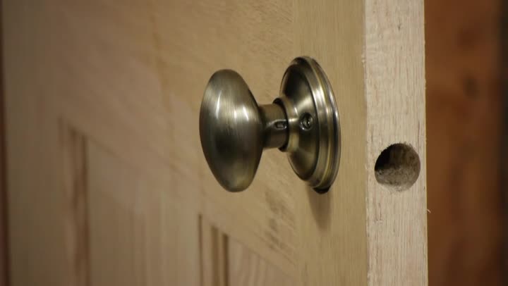 door knob installation photo - 19