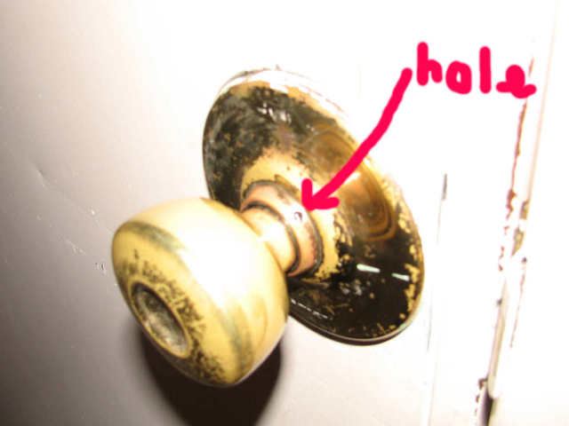 door knob loose photo - 7