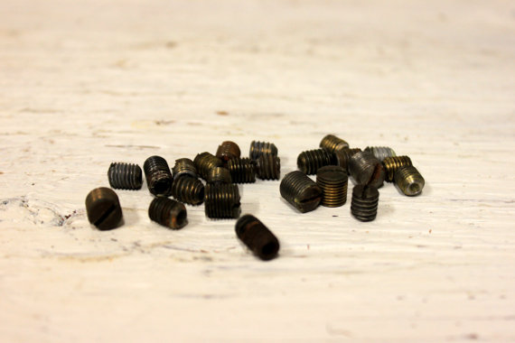 door knob set screws photo - 7