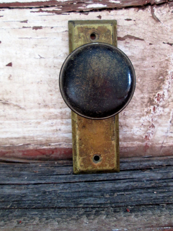 door knob with backplate photo - 15