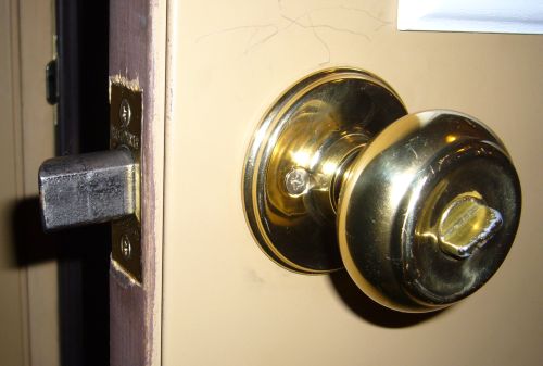 door knob with deadbolt photo - 1