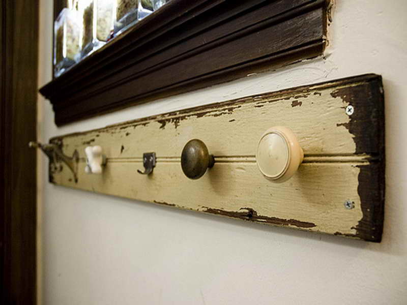 door knobs as coat hooks photo - 17
