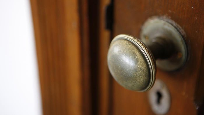door knobs without screws photo - 17