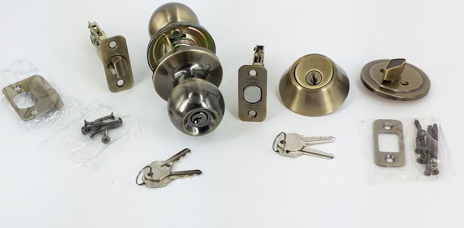keyed alike door knobs and deadbolts photo - 9