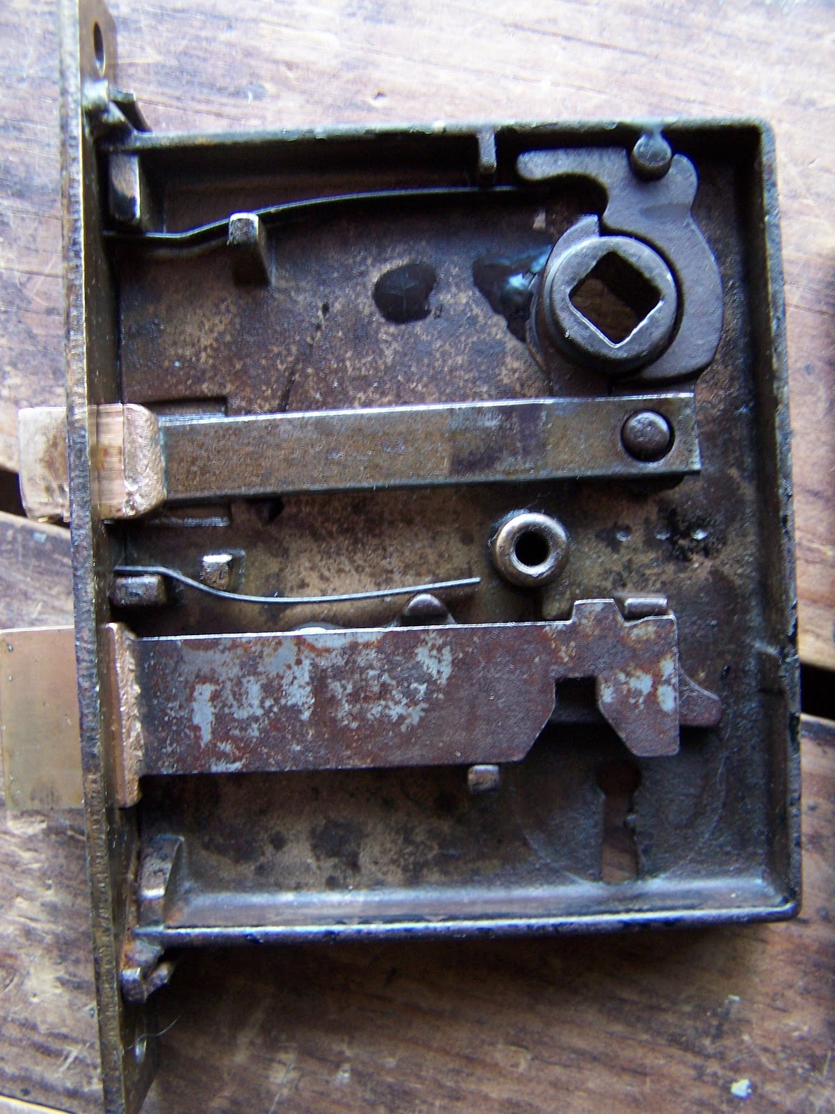 old door knob repair photo - 14