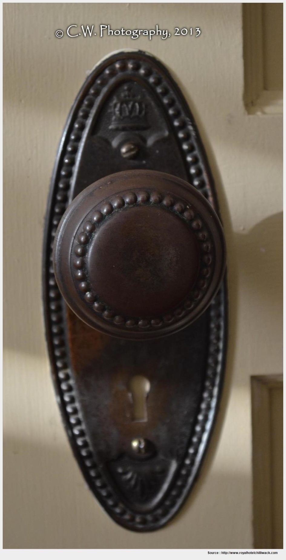 old fashioned door knobs hardware photo - 4