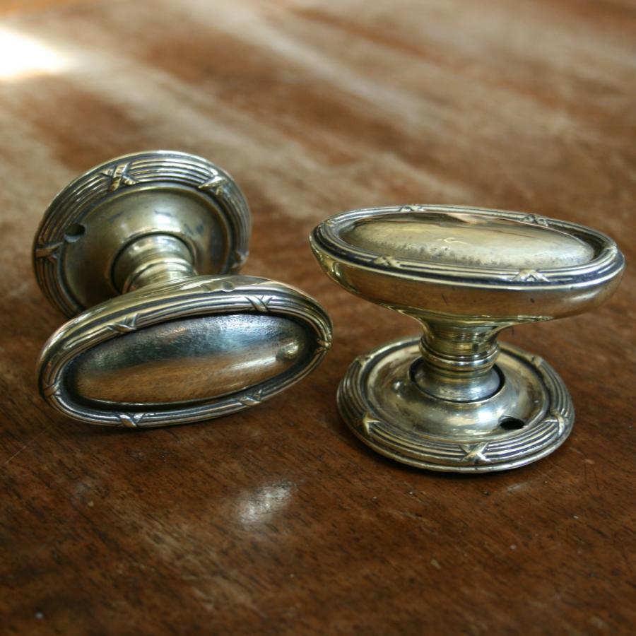 reclaimed brass door knobs photo - 15