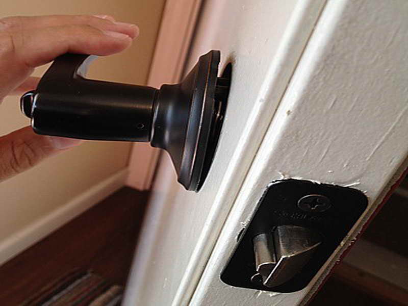 repair door knob photo - 18