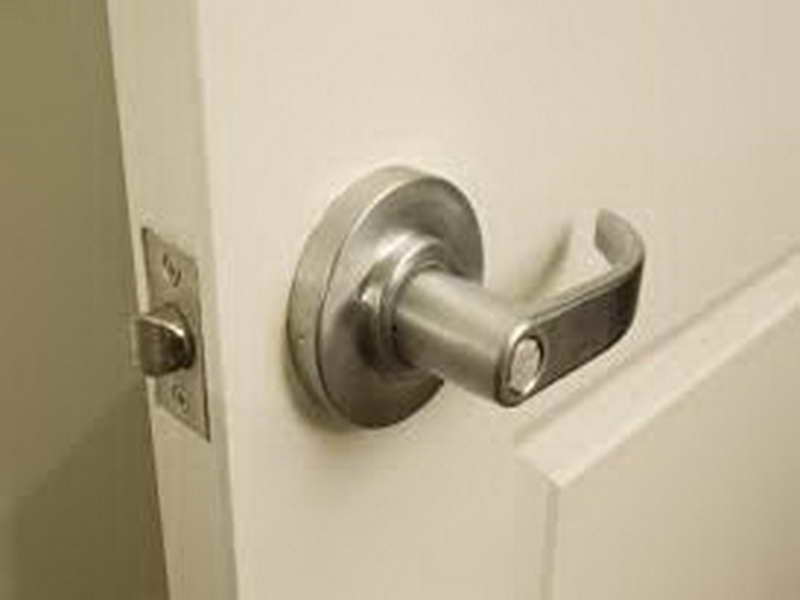 repair door knob photo - 6