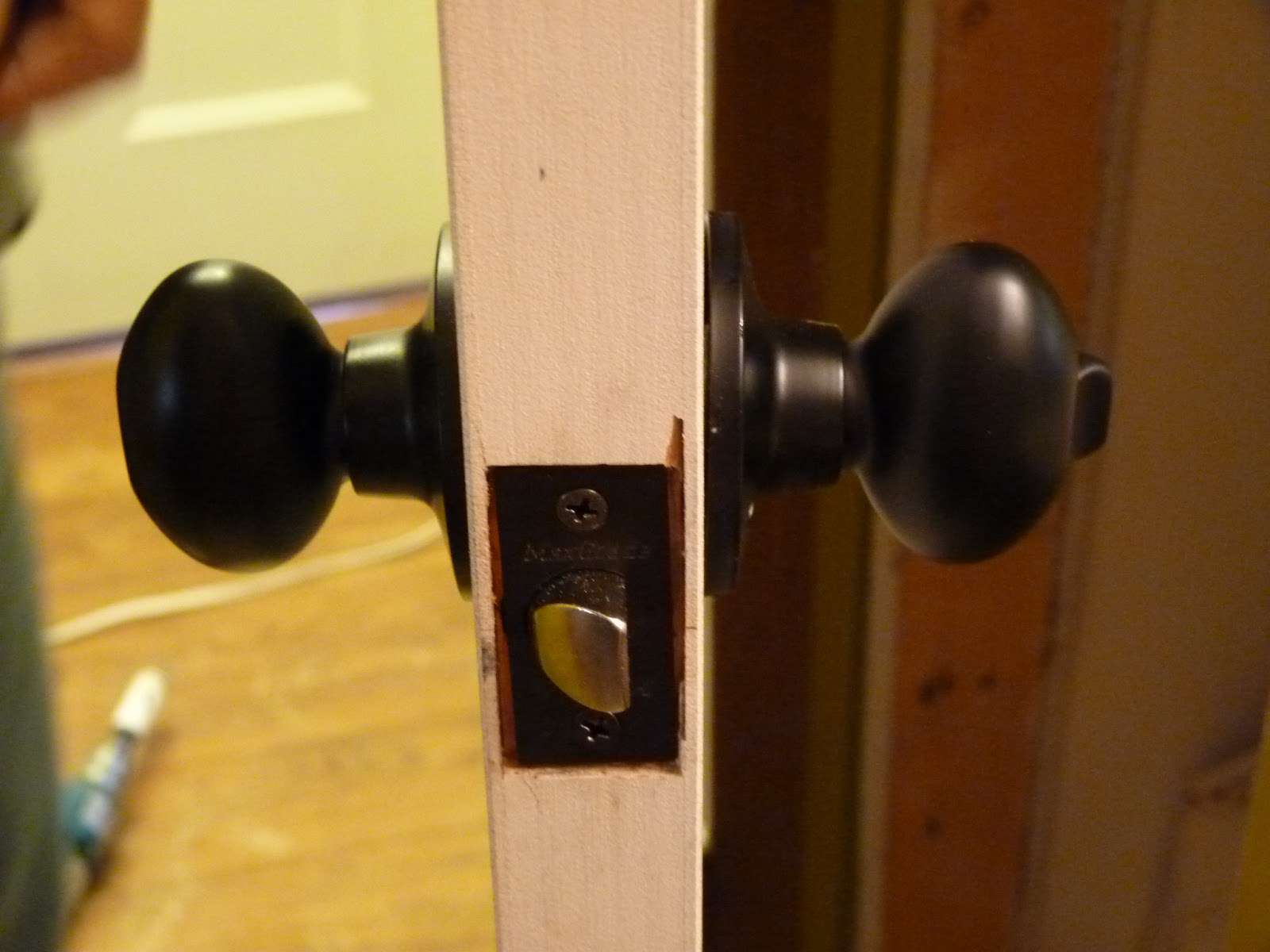 replace interior door knob photo - 12