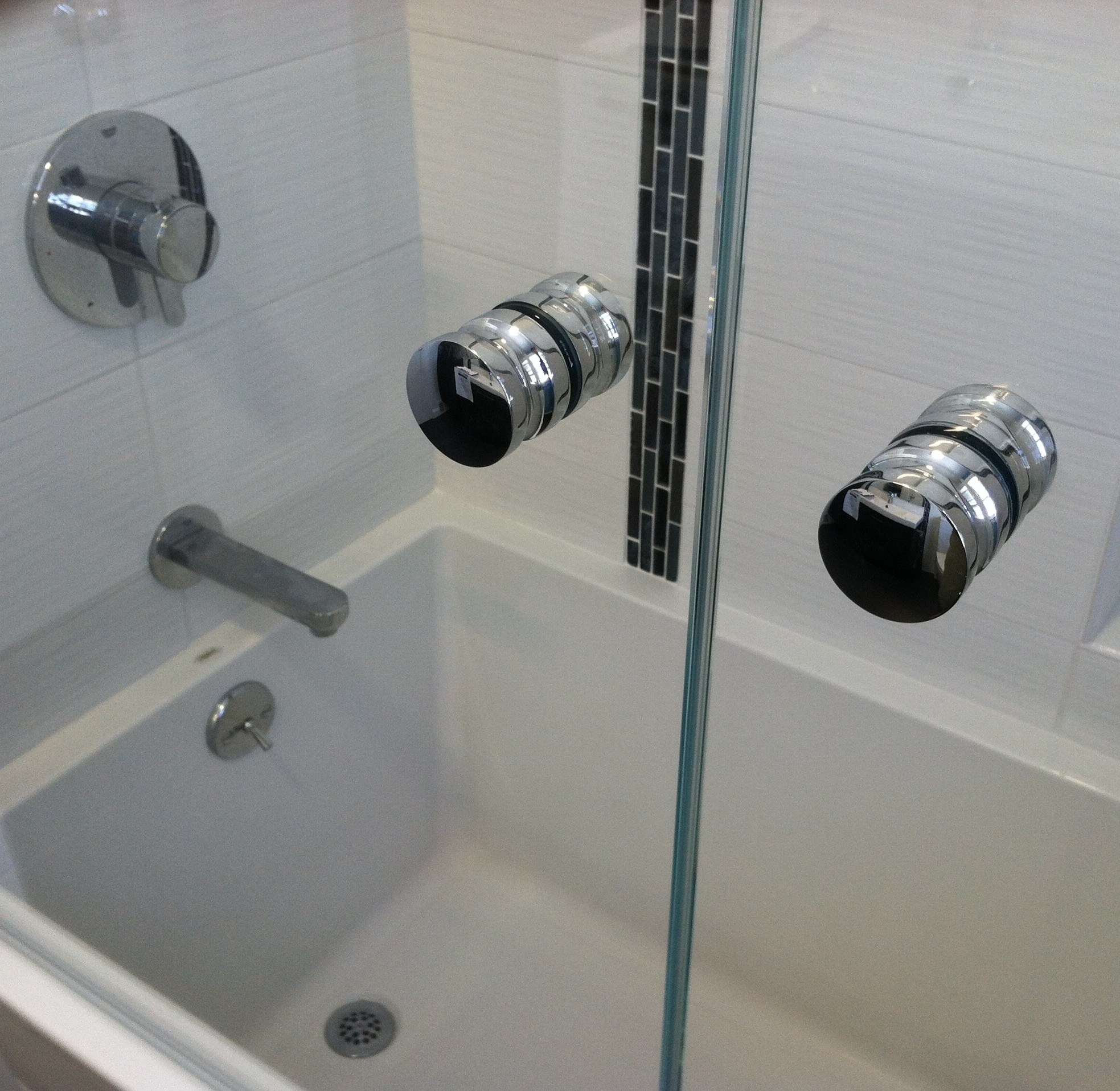 shower door knobs photo - 6