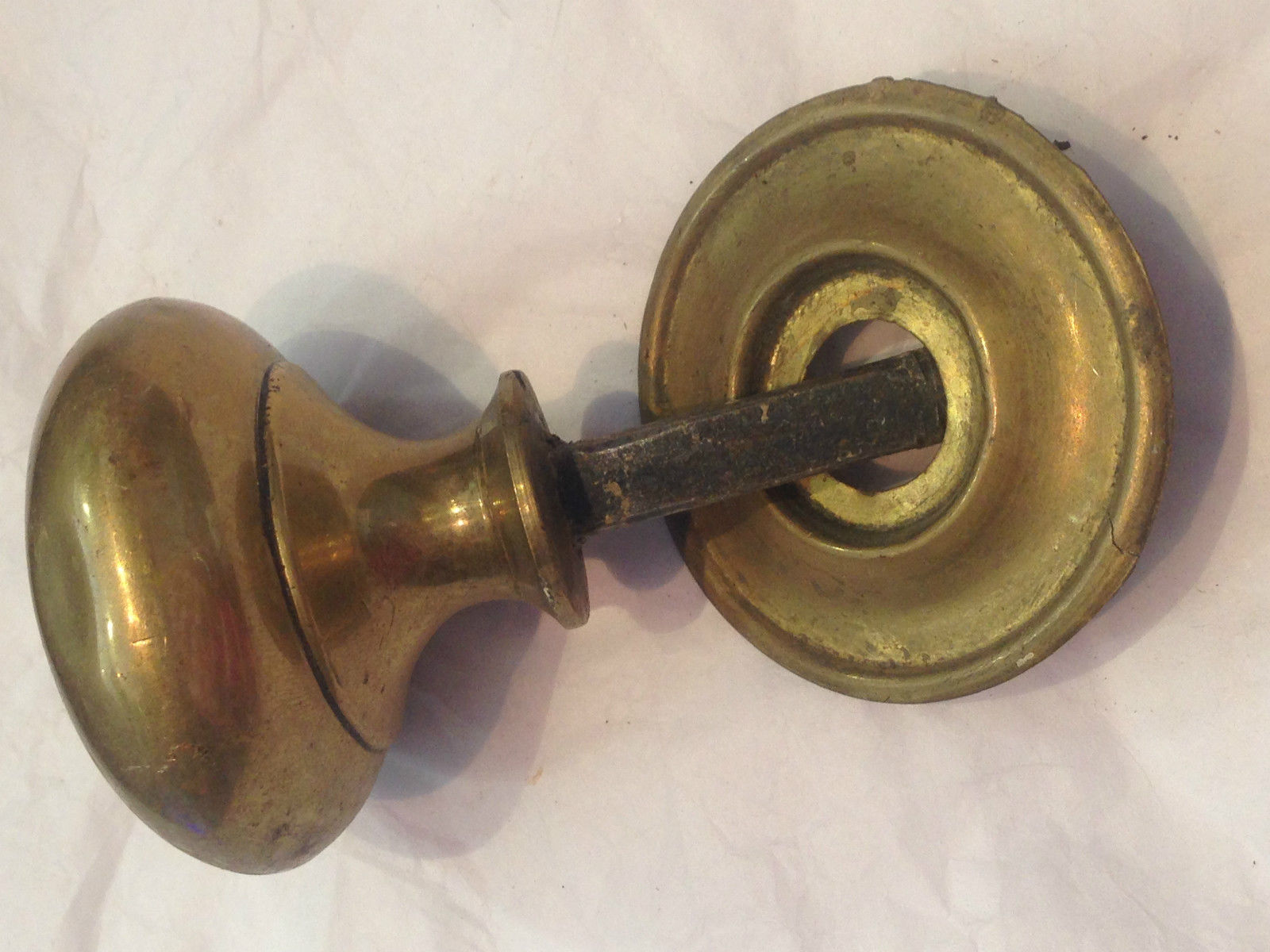 small brass door knobs photo - 15