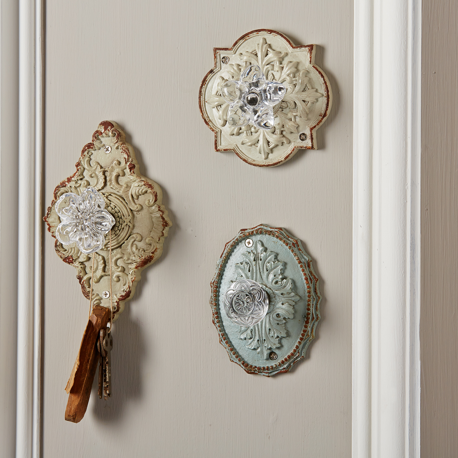 vintage door knob hooks photo - 1