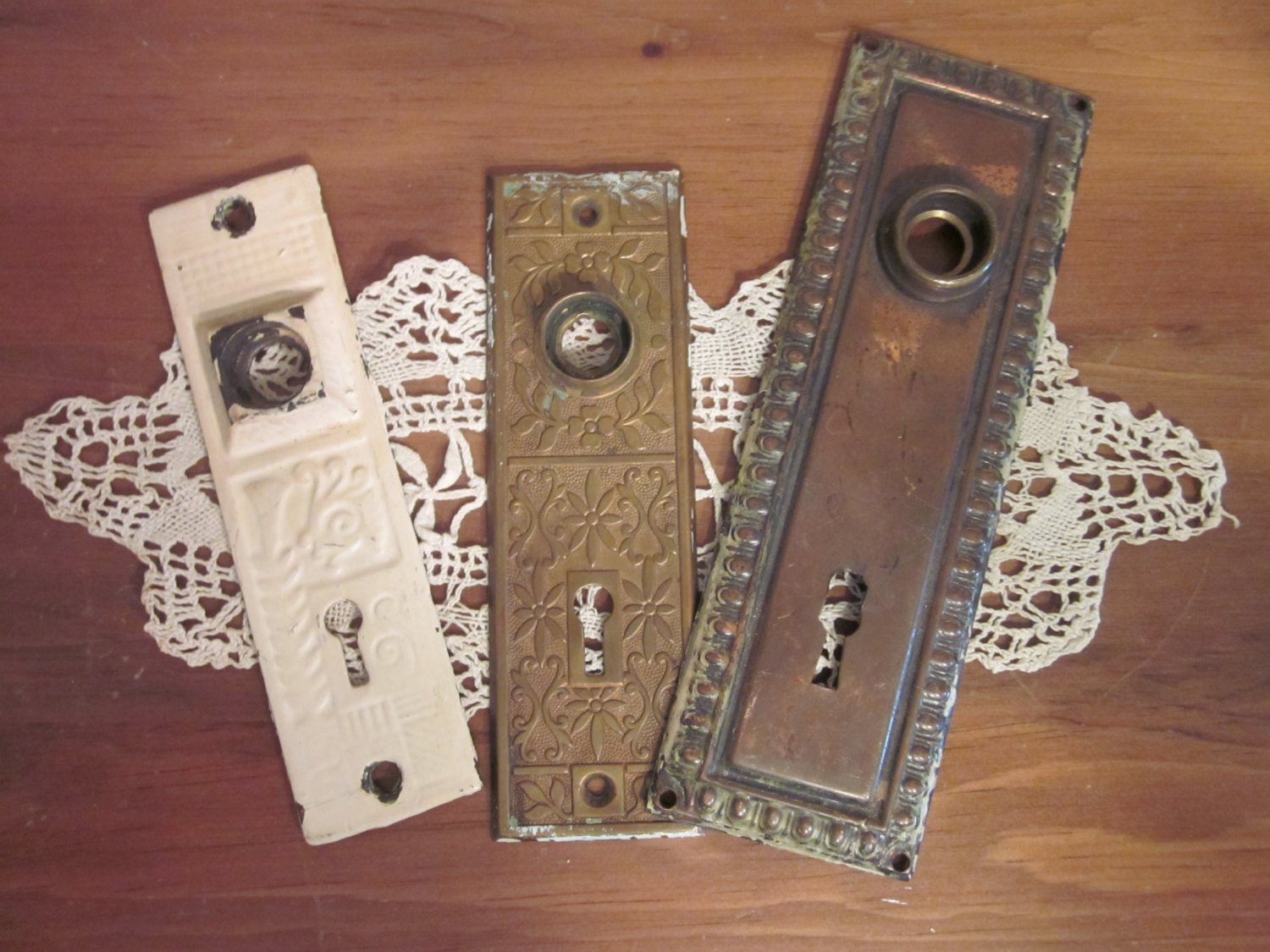 vintage door knob plates photo - 18