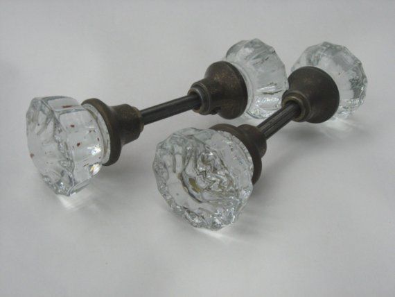 what to do with old door knobs photo - 11